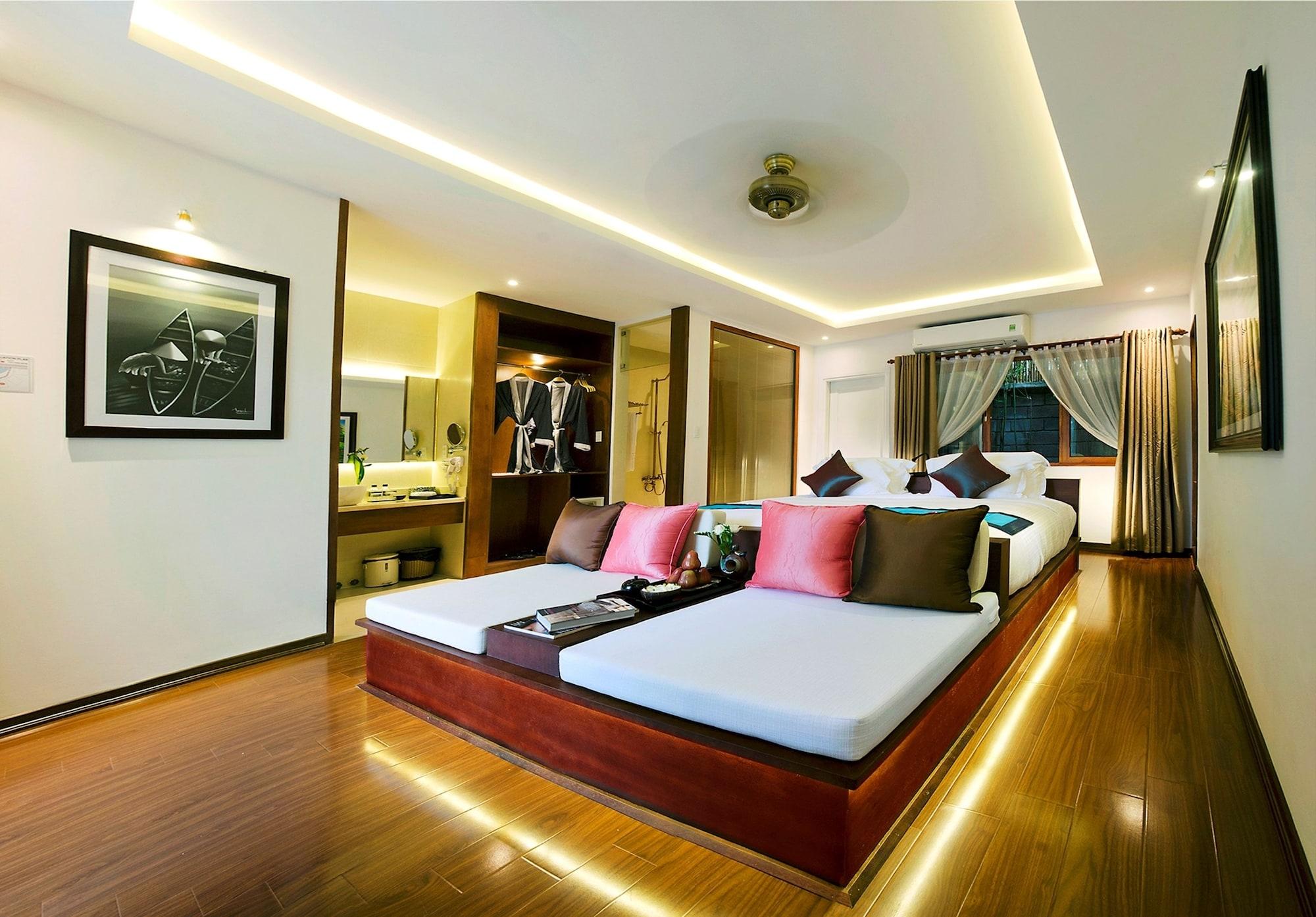 Azumi Hotel Хой Ан Екстериор снимка