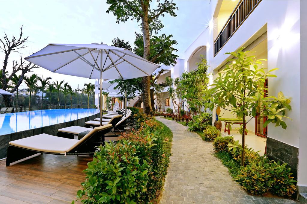 Azumi Hotel Хой Ан Екстериор снимка