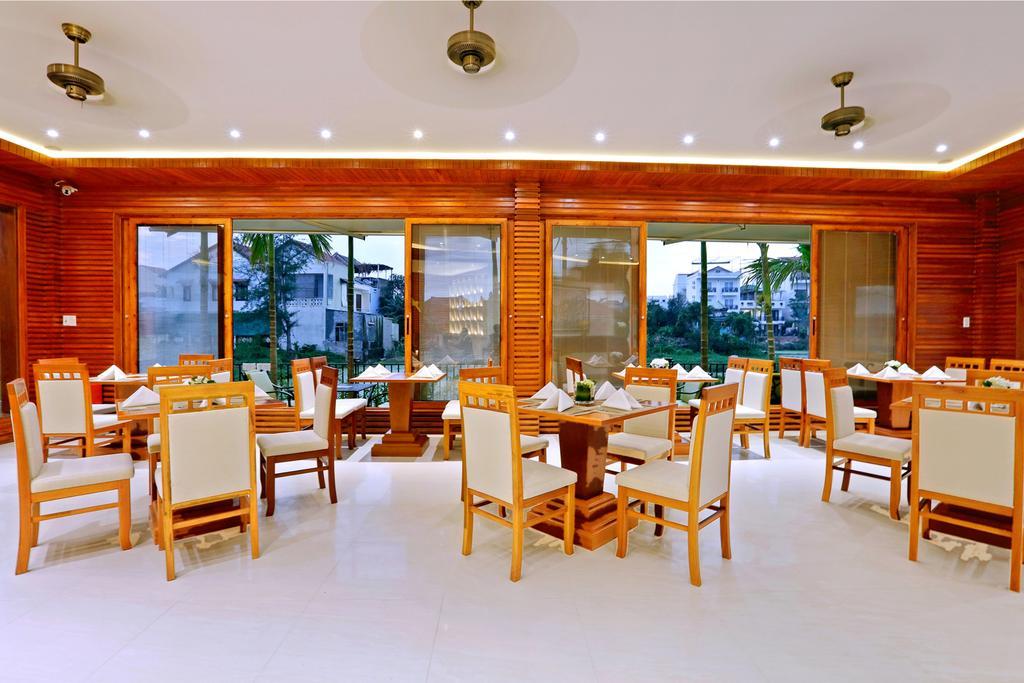 Azumi Hotel Хой Ан Екстериор снимка
